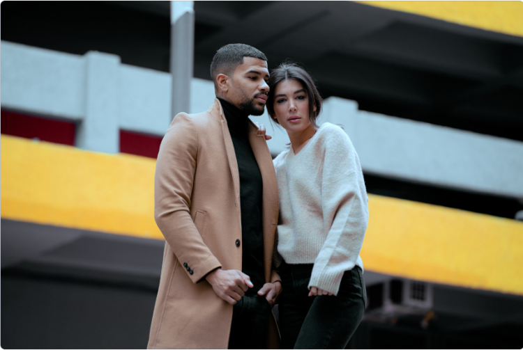 Business Chic: Wie man professionelle Outfits mit Stil kreiert