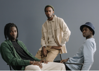 Casual Fridays neu interpretiert: Lässige Büro-Looks für den Freitag